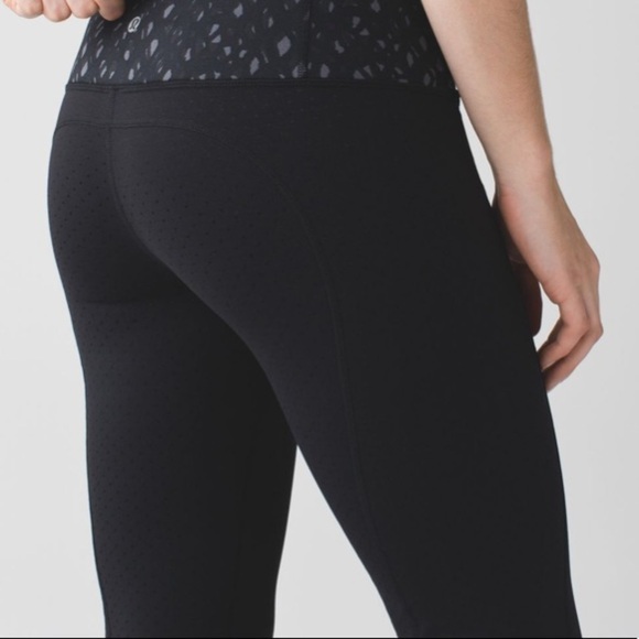 Lululemon Gather & Crow Crop II Dot Black Leggings - Picture 15 of 15